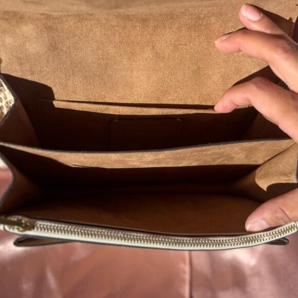 Coach Klare Crossbody bag in Signature Canvas with Rivets - Picture 8 of 10